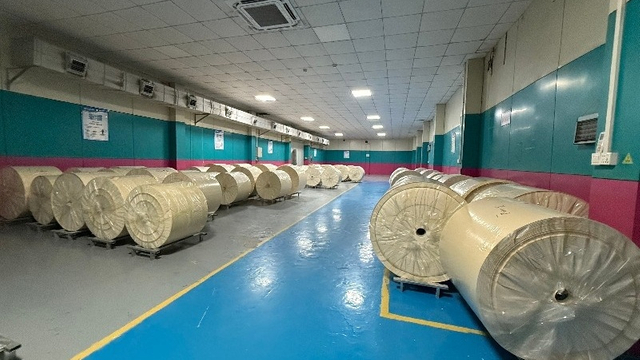 material-warehouse